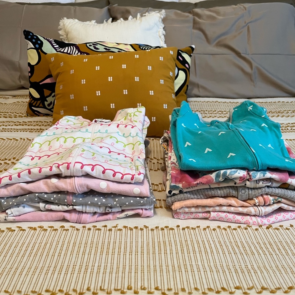 Baby girl 3-6 month sleeper bundle (12)